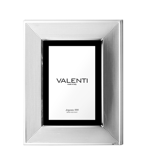 Immagine di PORTAFOTO IN ARGENTO LAMINATO RIQUADRI VALENTI  18X24