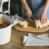Immagine di CASSETTA PANE LINEA TIERRA CON COPERCHIO COLORE BIANCO LATTE