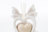 Immagine di PROFUMATORE FARFALLA PORCELLANA A LED H 14 LINEA PROFUMI D'AMORE