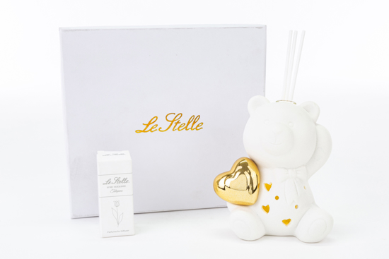 Immagine di PROFUMATORE PORCELLANA  ORSETTO CUORE ORO CON LED